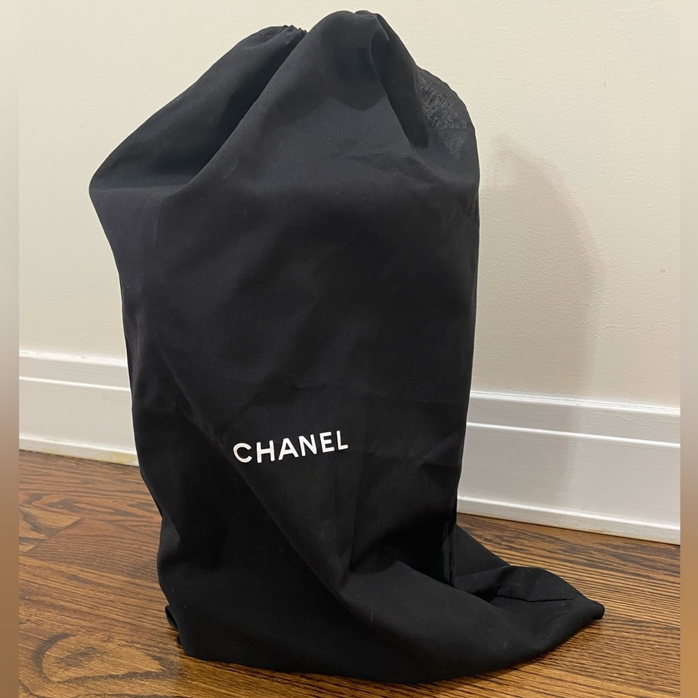 CHANEL Black Rain Boots with Cream Camellia Accent - Picture 2 of 10
